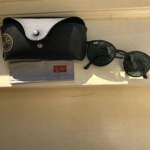 Ray Ban Round Sunglasses, Authentic